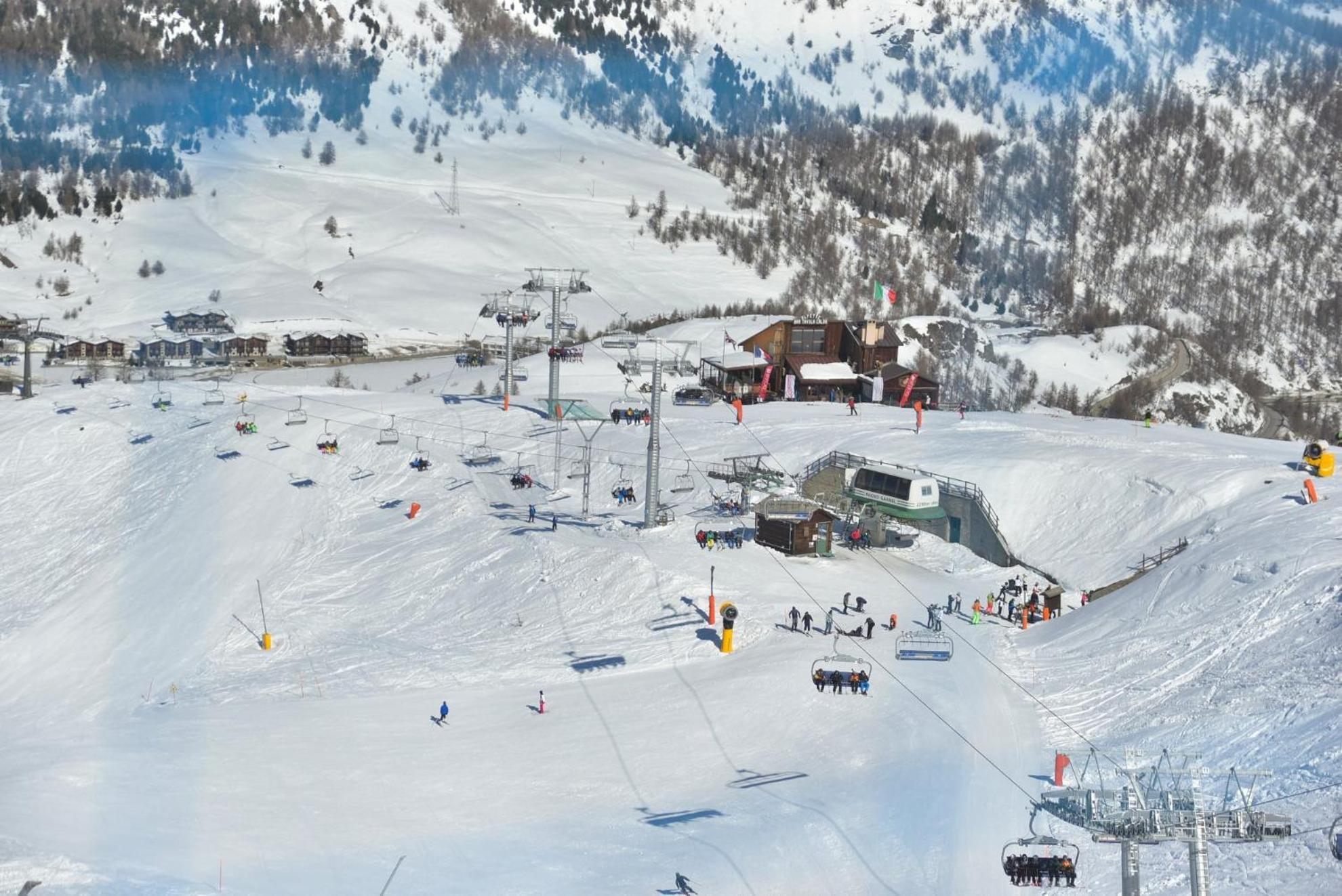 Residence Nube D'Argento Sestriere Ngoại thất bức ảnh
